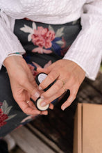 Afbeelding in Gallery-weergave laden, GIFTSET | Shampoobar and lipbalm set
